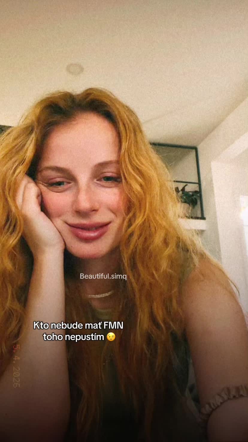 @𝒮𝒾𝓂𝒶.𝐹𝒶𝓃𝓅𝒶𝑔𝑒 🎀