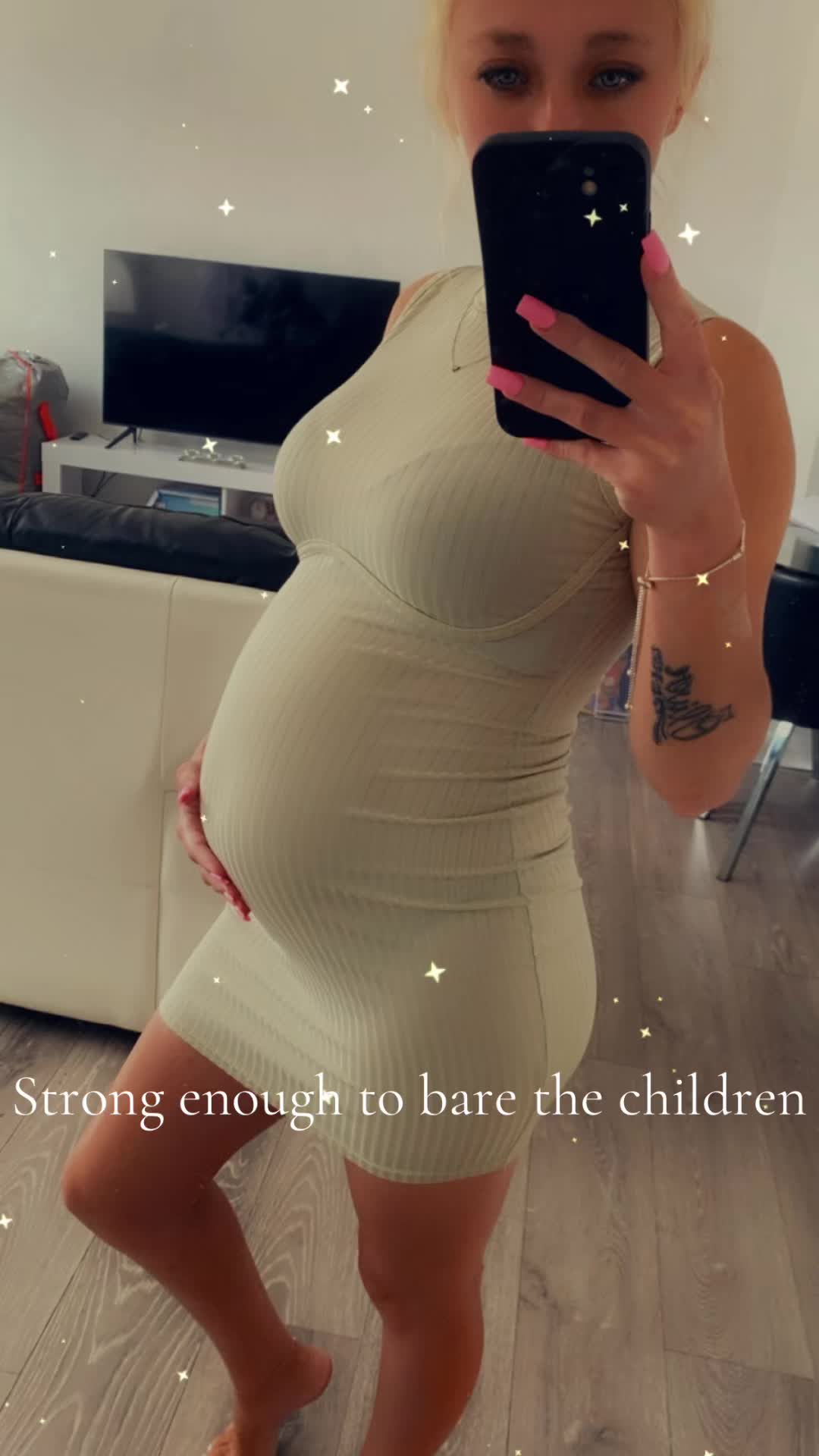 @chloe J