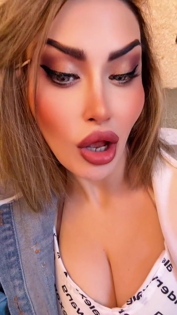 @mis_şabinam
