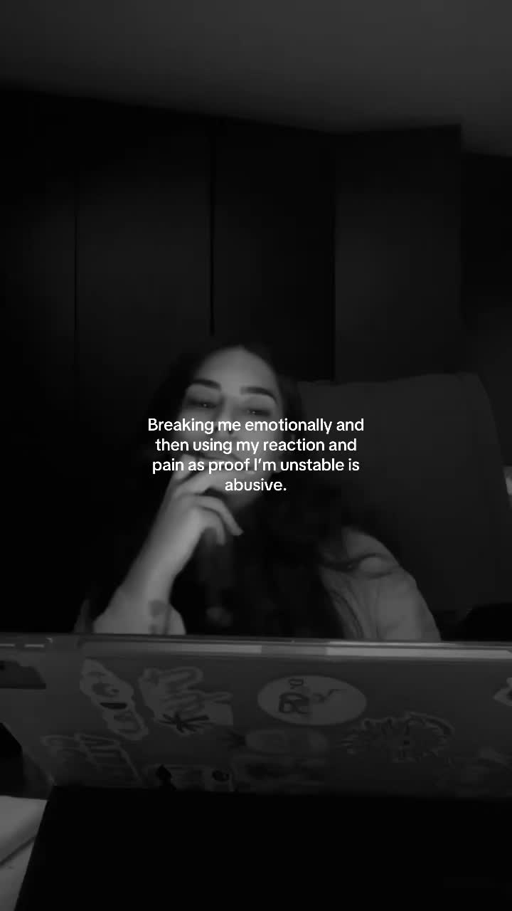@Dee