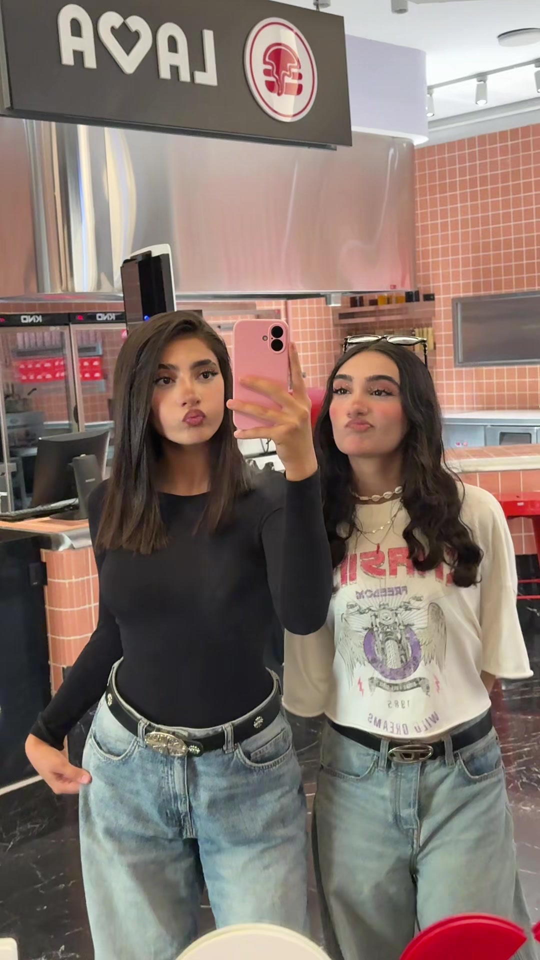 @Arshida Taghikhan