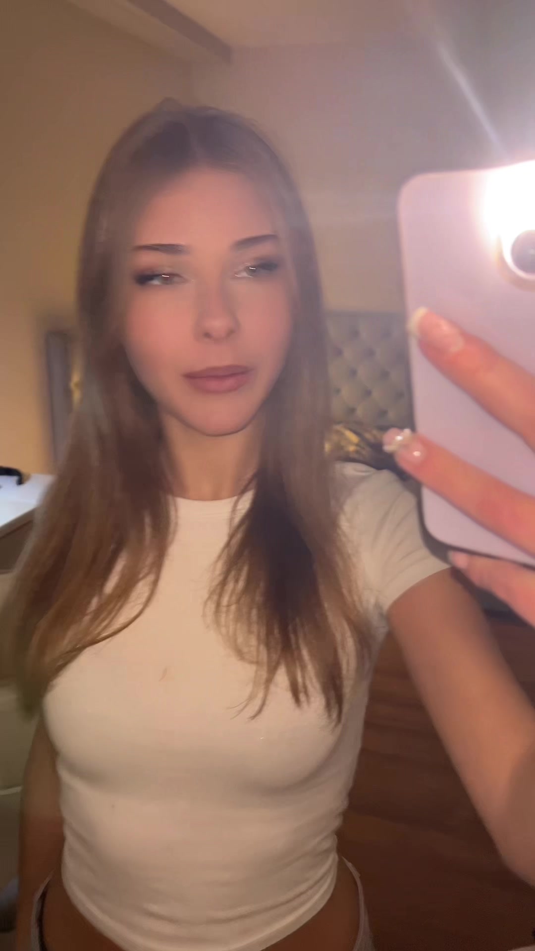 @laura