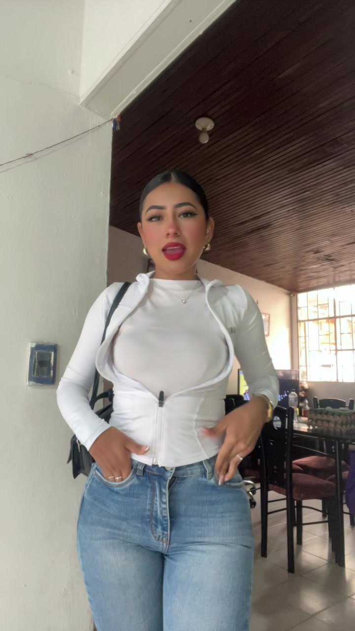 @Sánchez Yineth