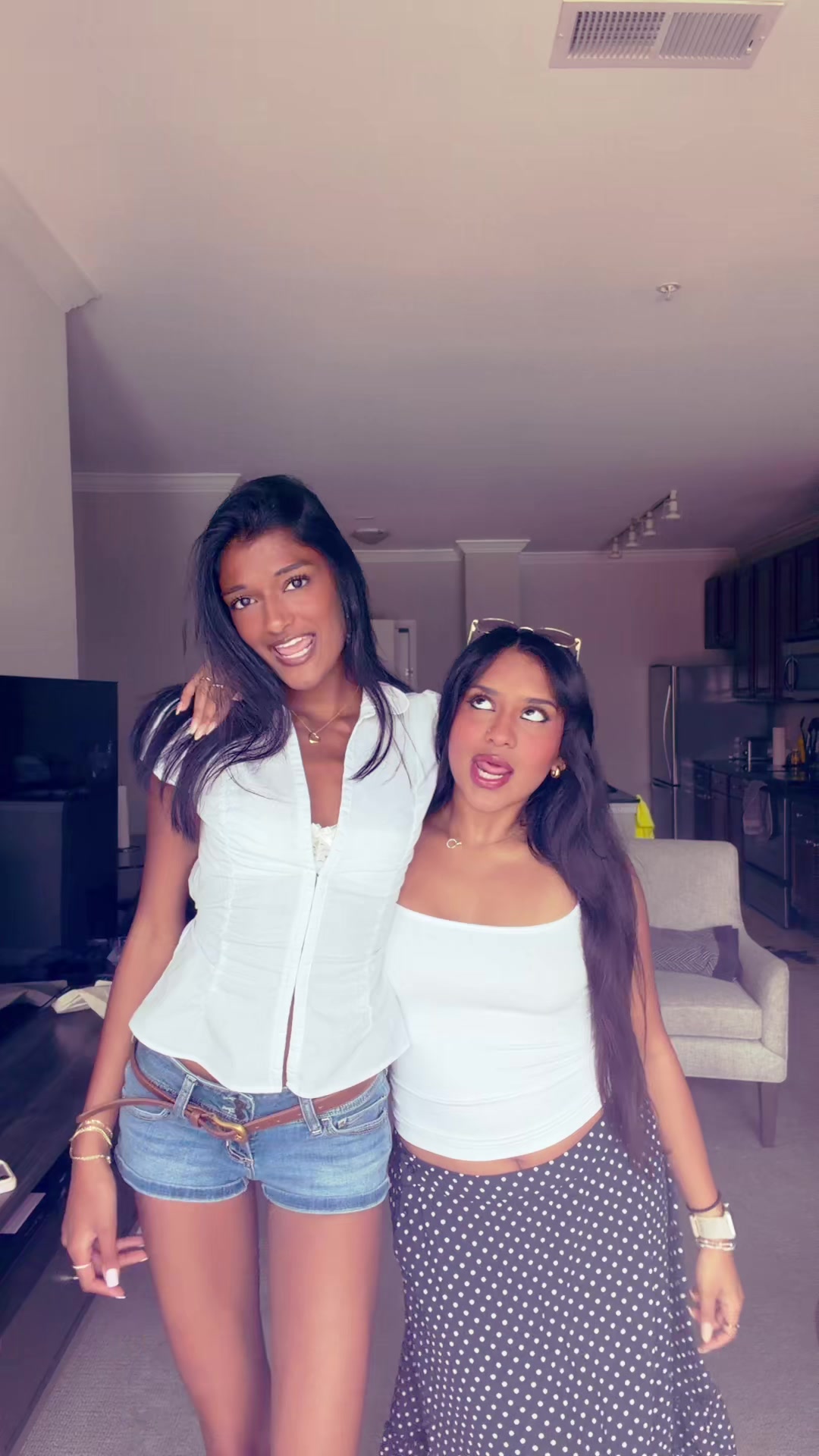@rishika🎀