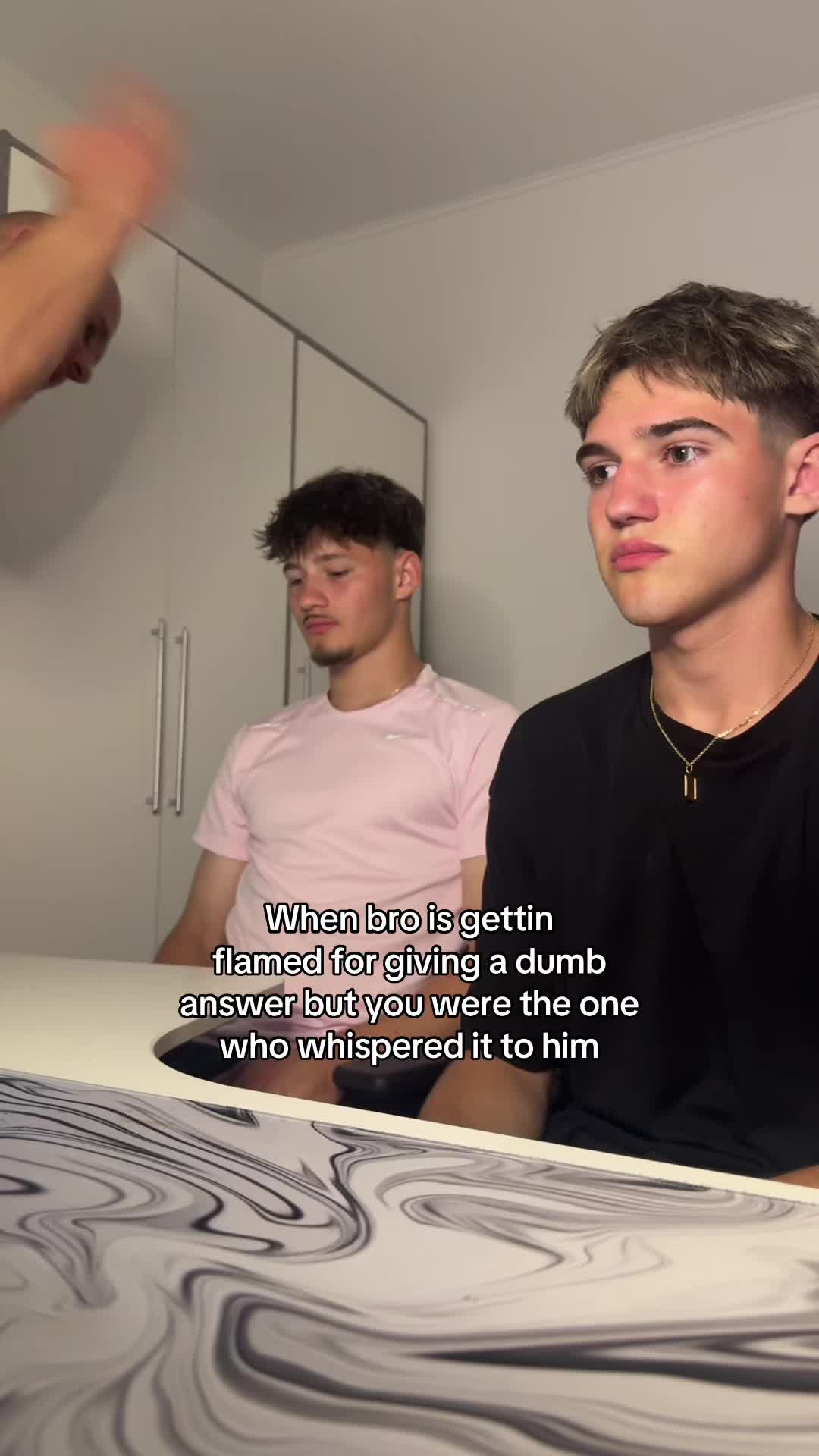 @niki