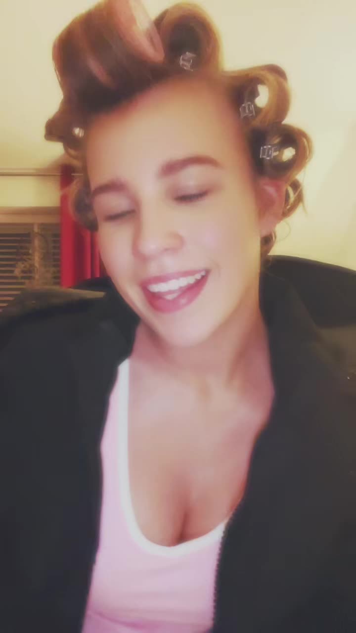 @🍒🪩🥂🐆