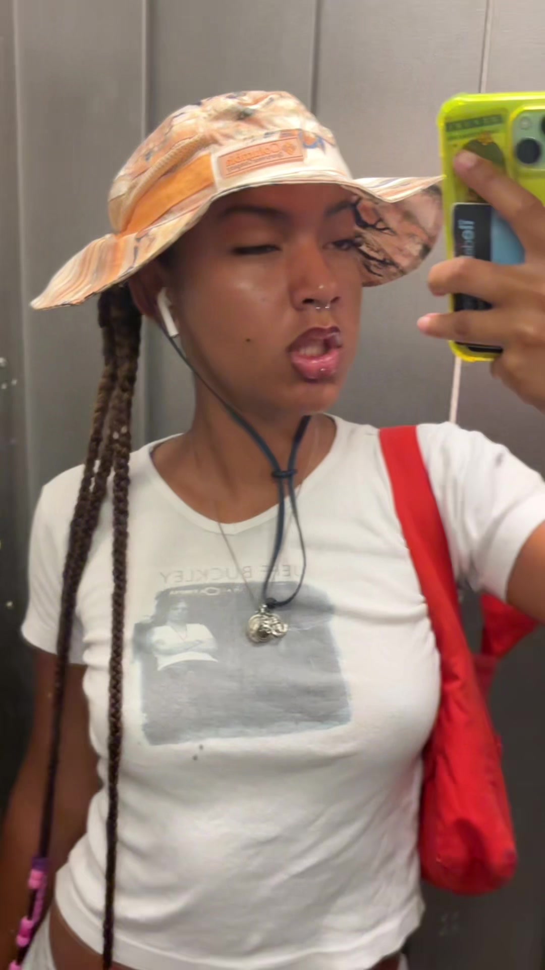 @🪲