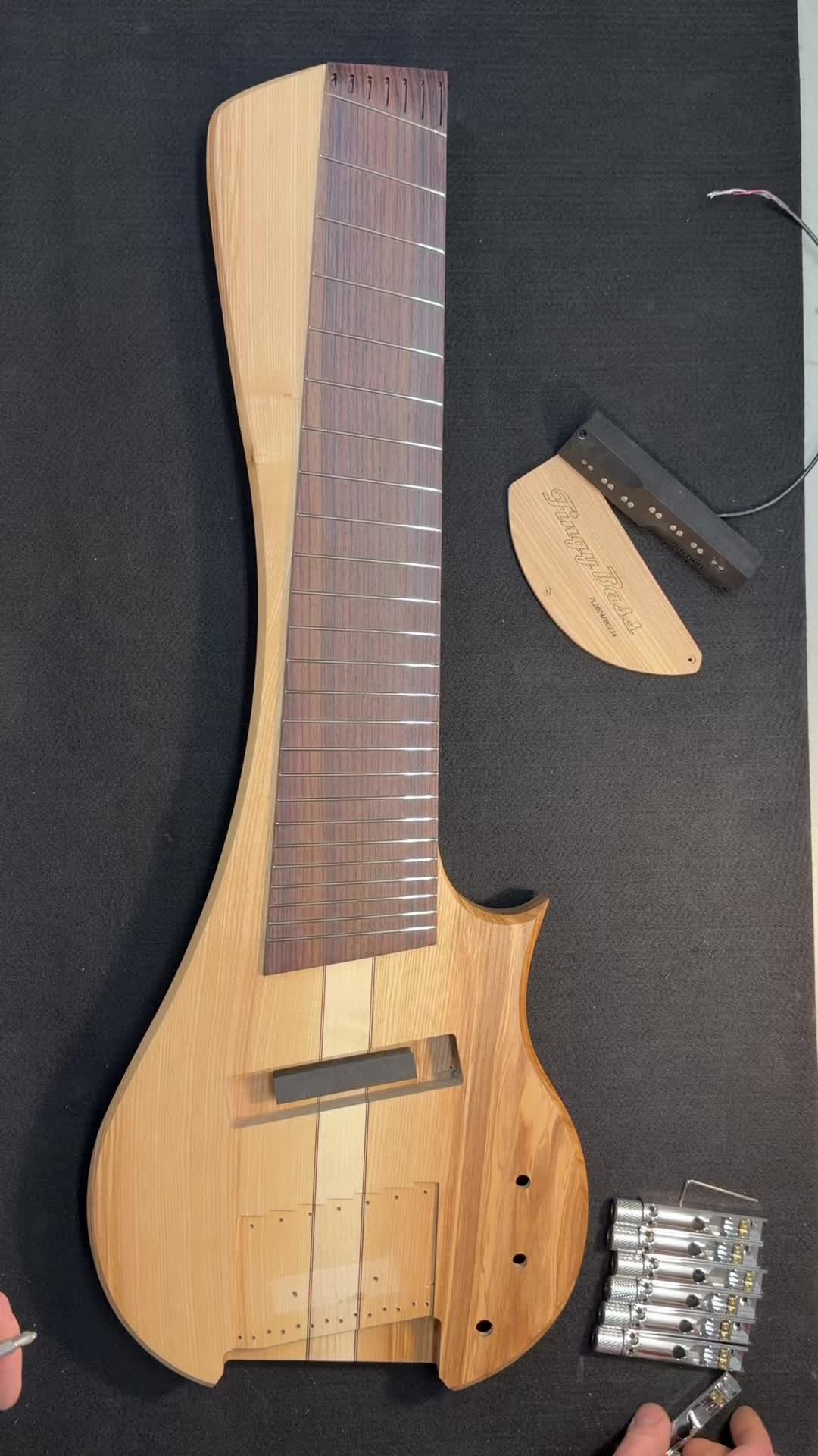 @FingyBass