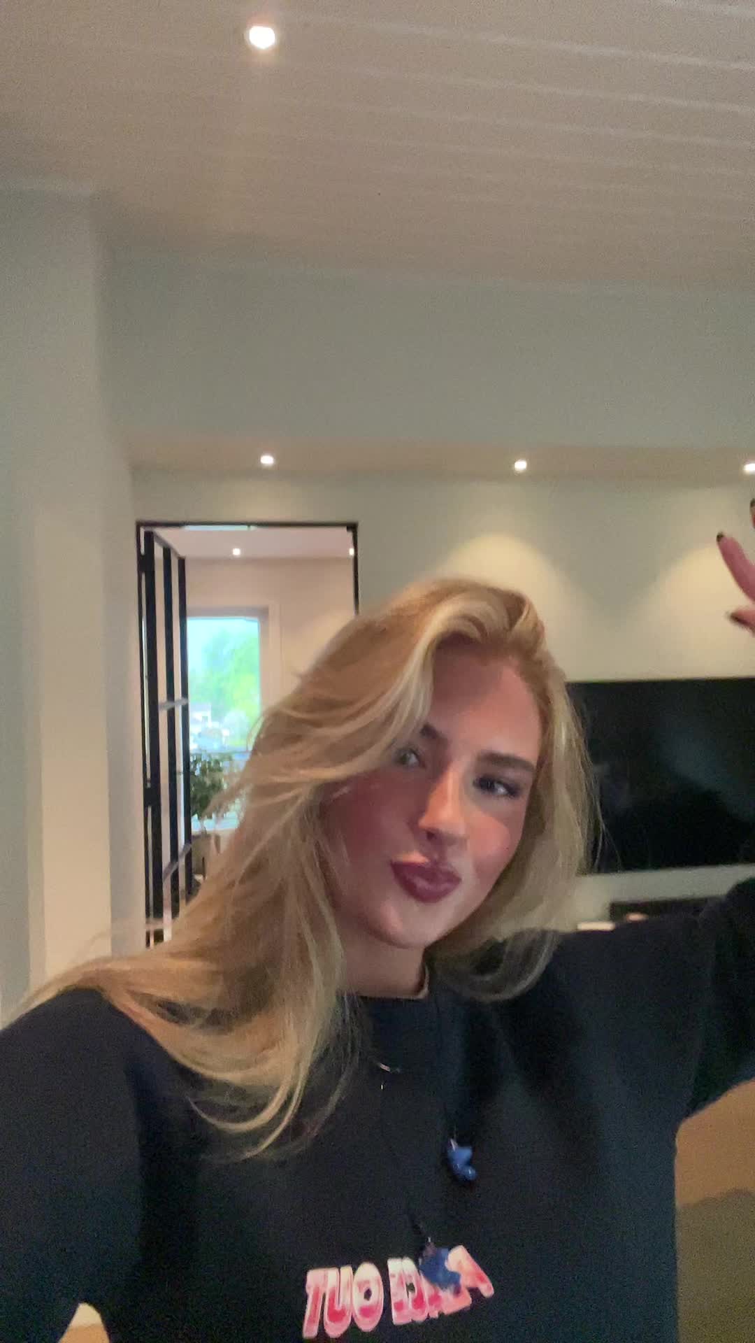 @MAIKEN RØINE