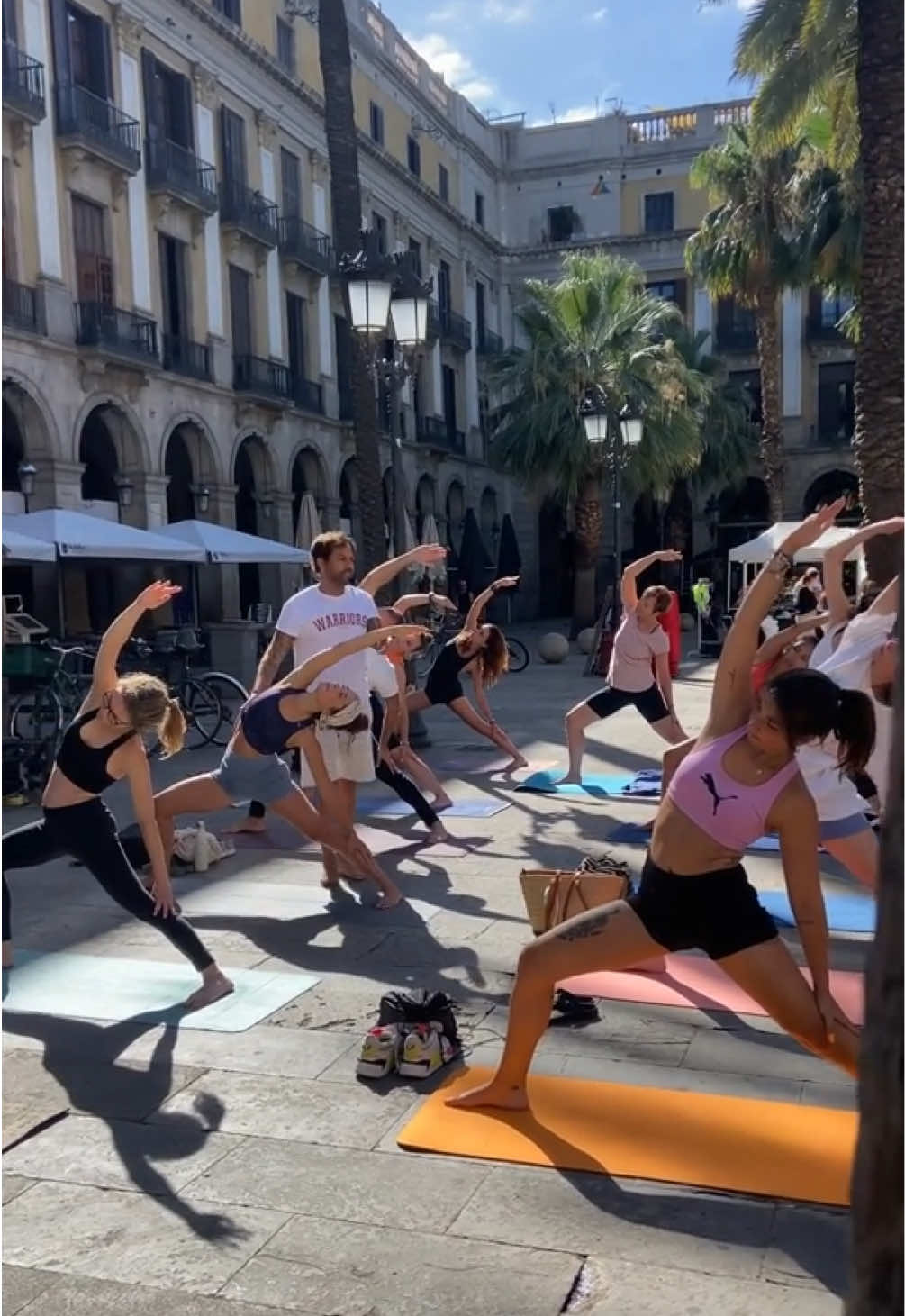 @Yoga Con Arjuna | YOGA TEACHER