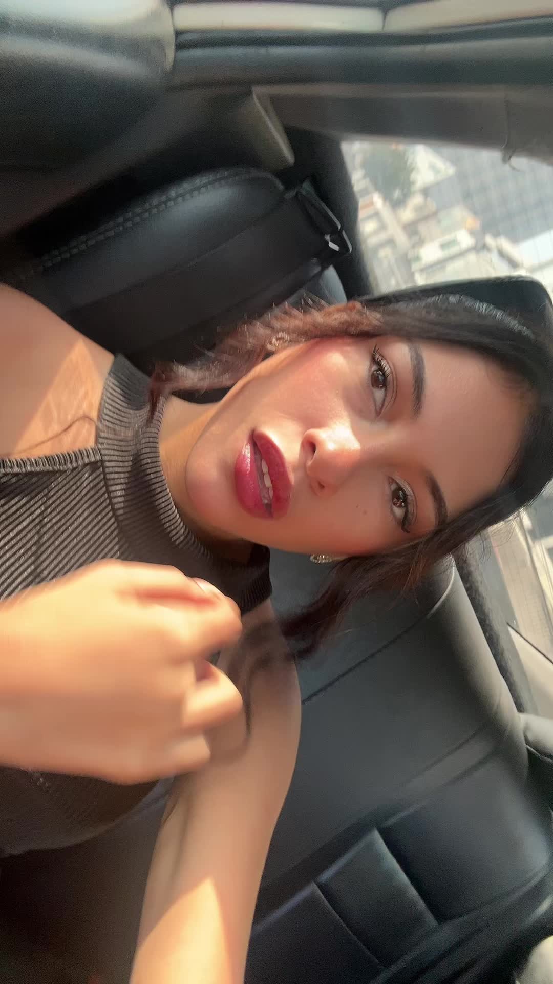 @belenvelezs