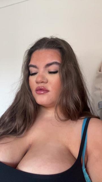 @maisiewright18