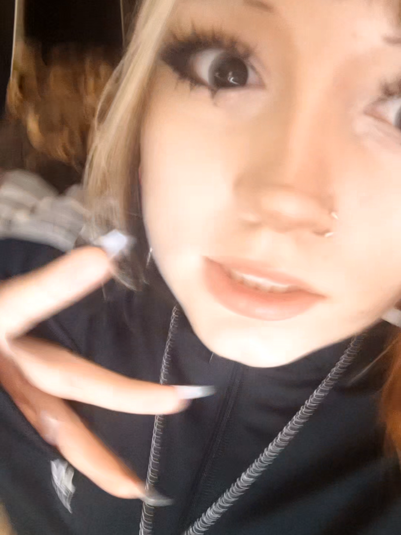 @𝔏𝔦𝔫𝔠𝔥𝔢𝔫 ٠࣪⭑