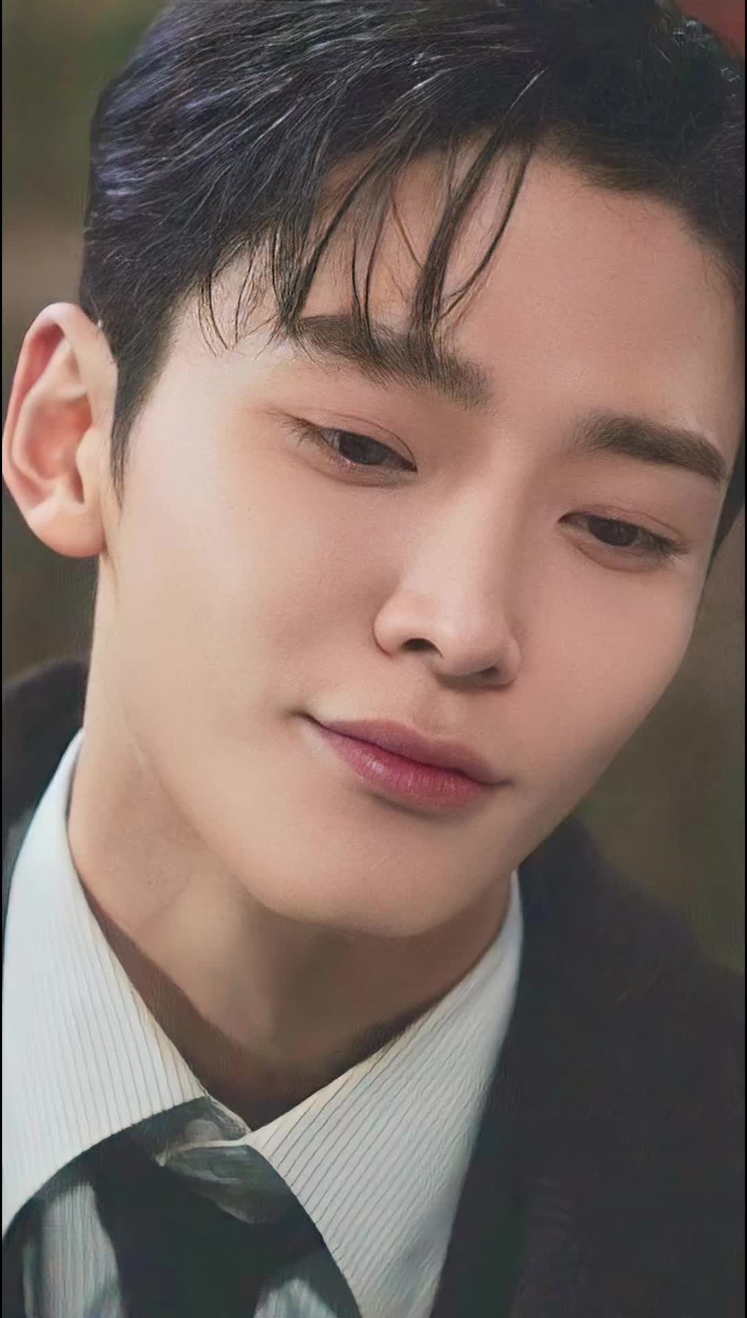 @Italian_Rowoon_fan