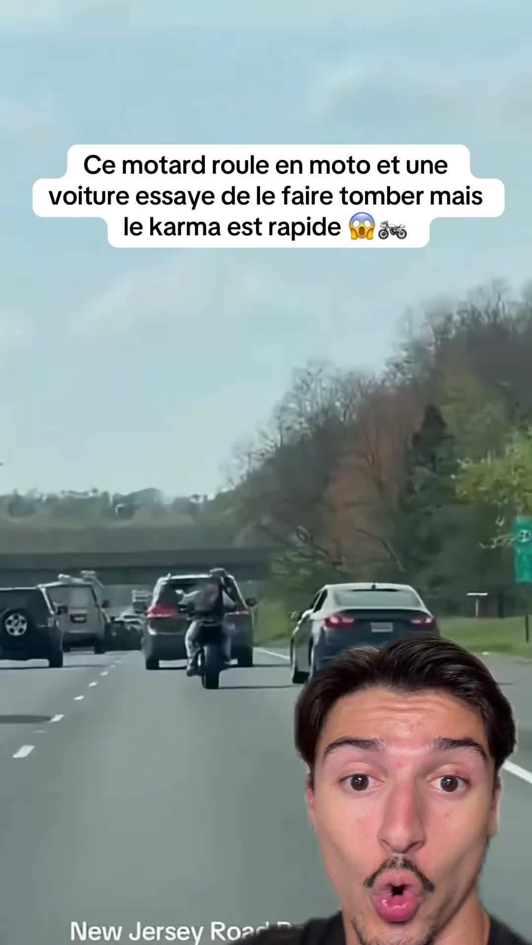 @AKIRO