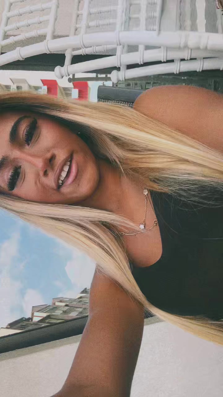 @🙎🏼♀️’