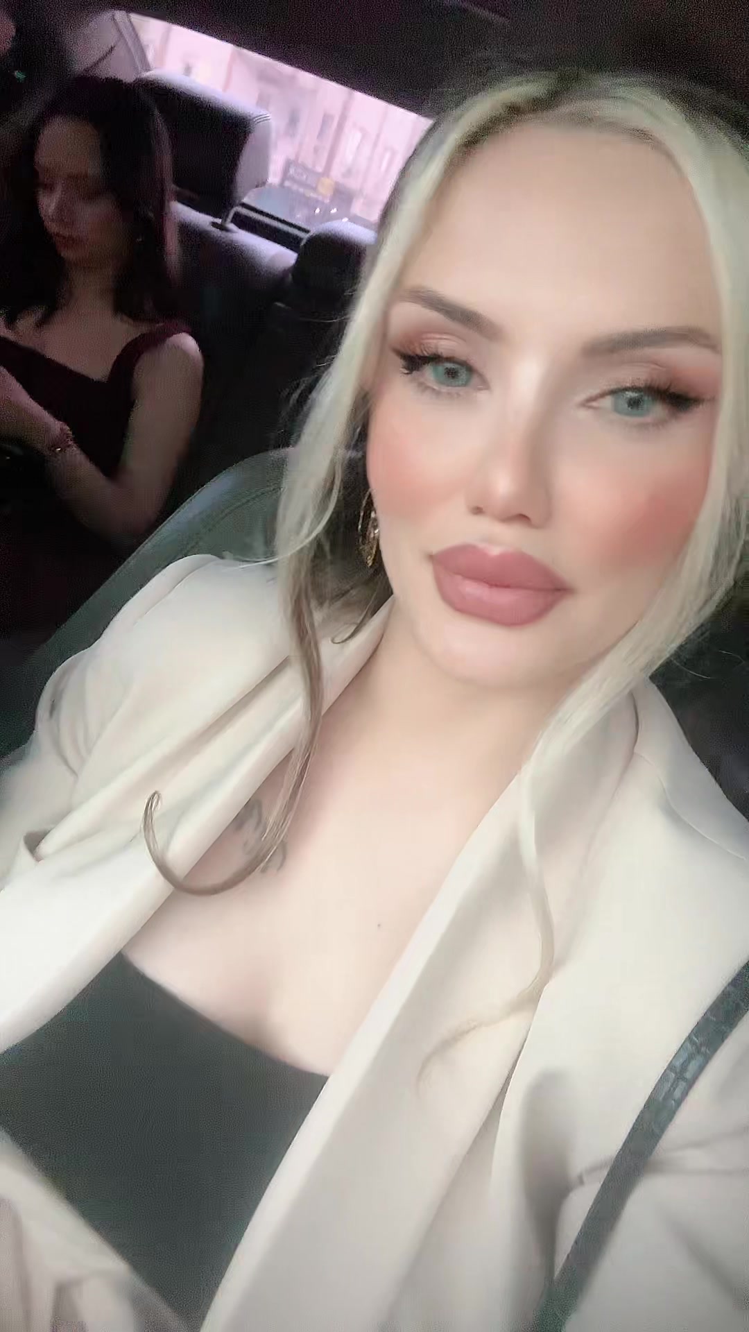 @Kübra TAŞ