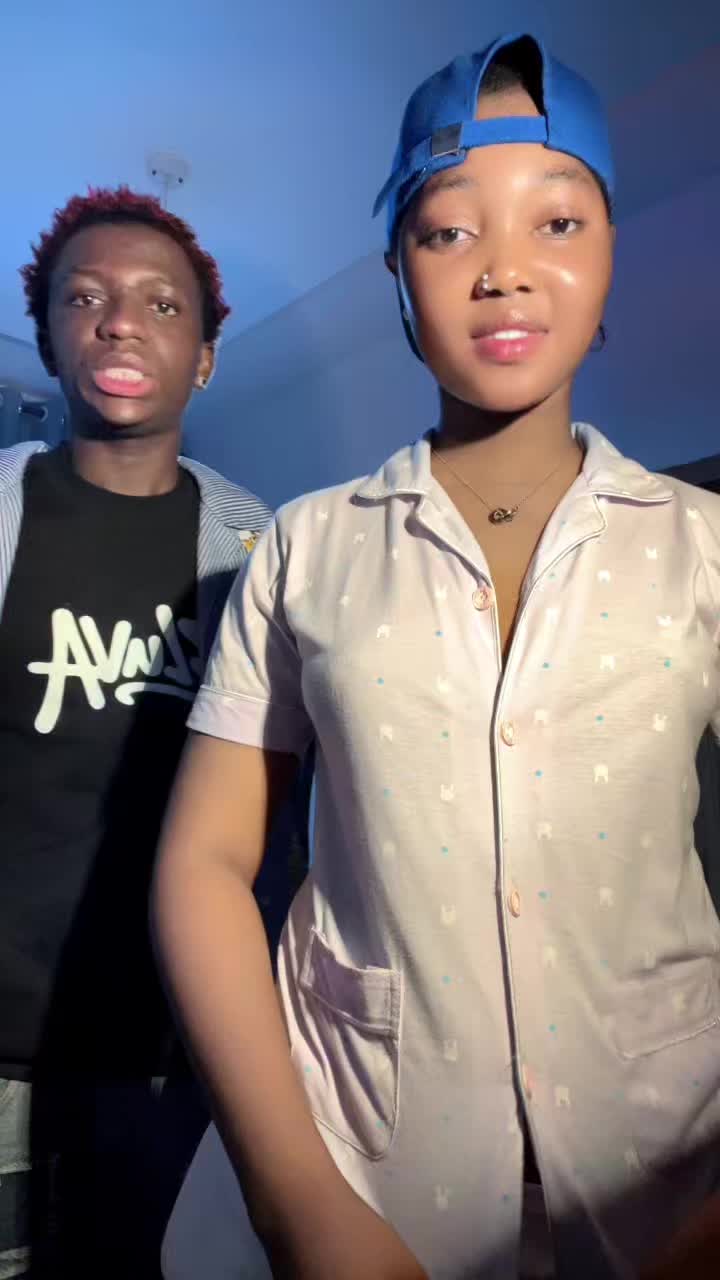 @Theyluv_vicky🌸