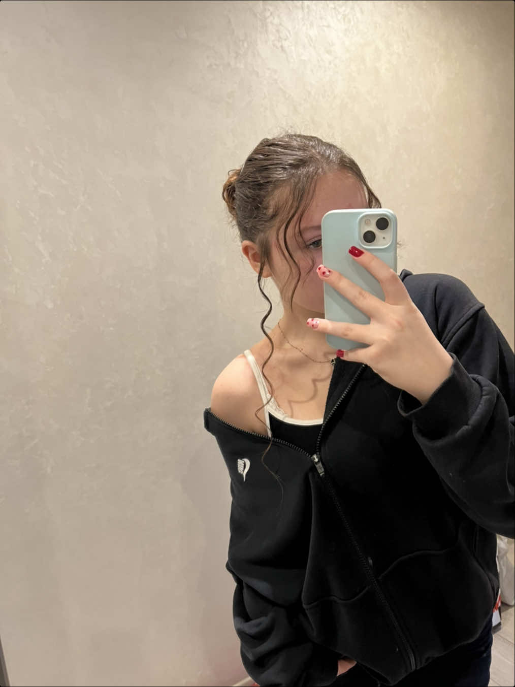 @𝑵𝒂𝒔𝒕𝒊𝒂