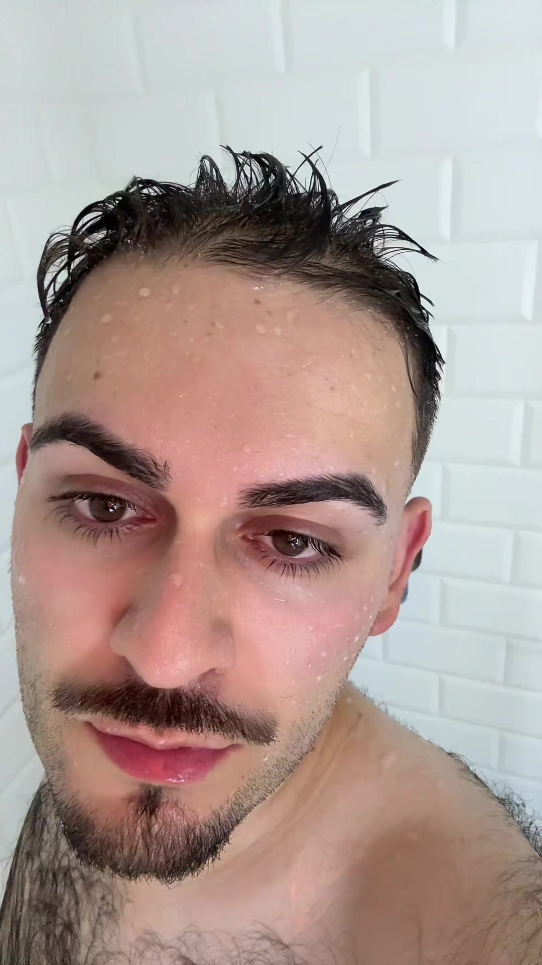 @tomás mier