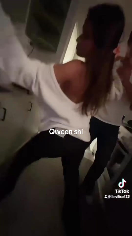 @emmybodesand