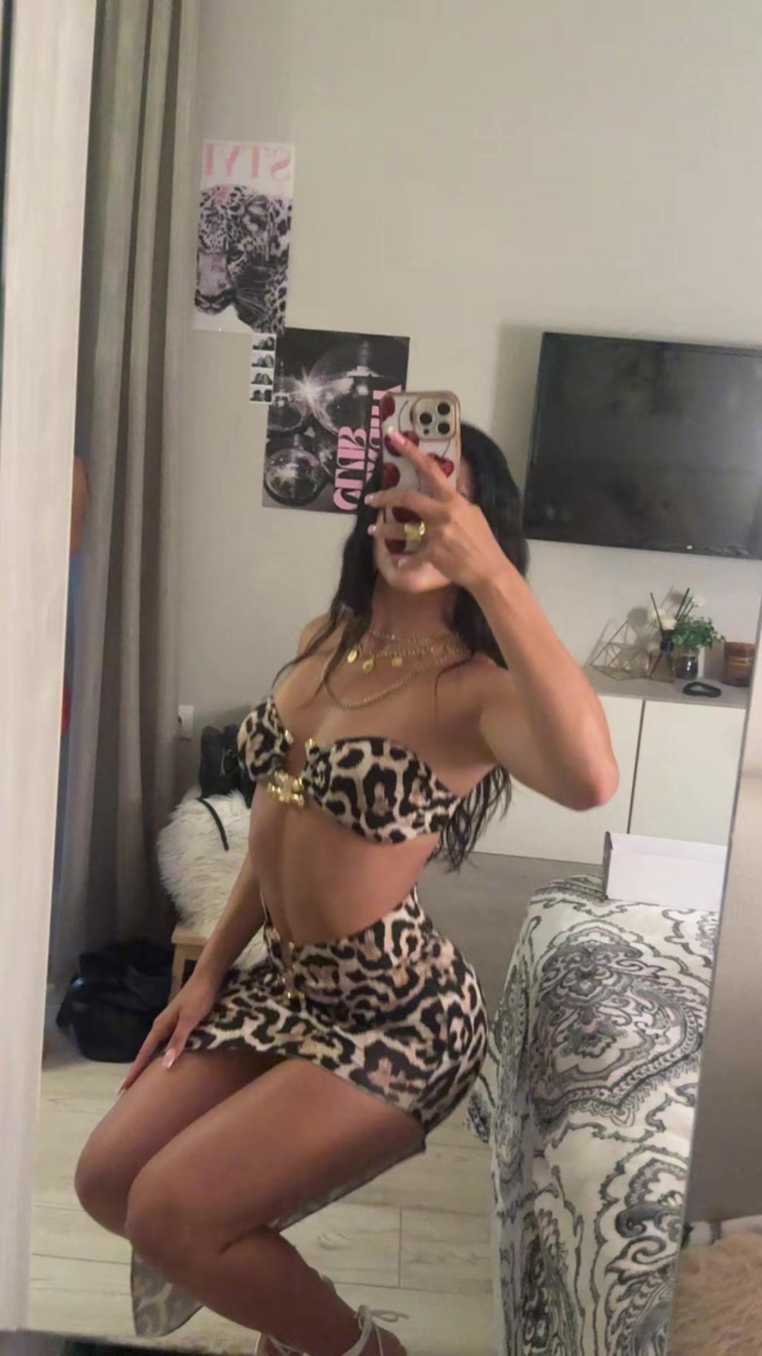 @Elena