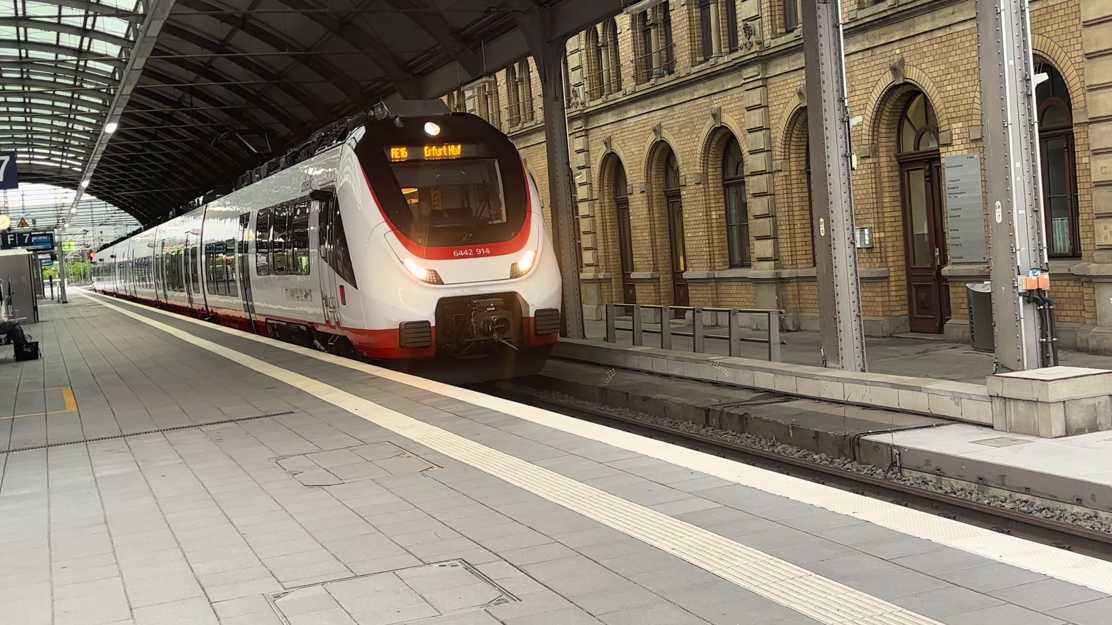 @Trainspotter_BVB🖤💛