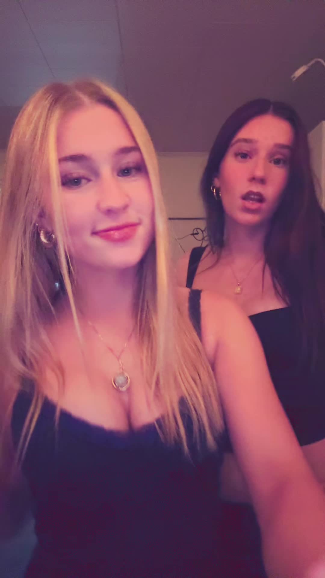 @user637727285