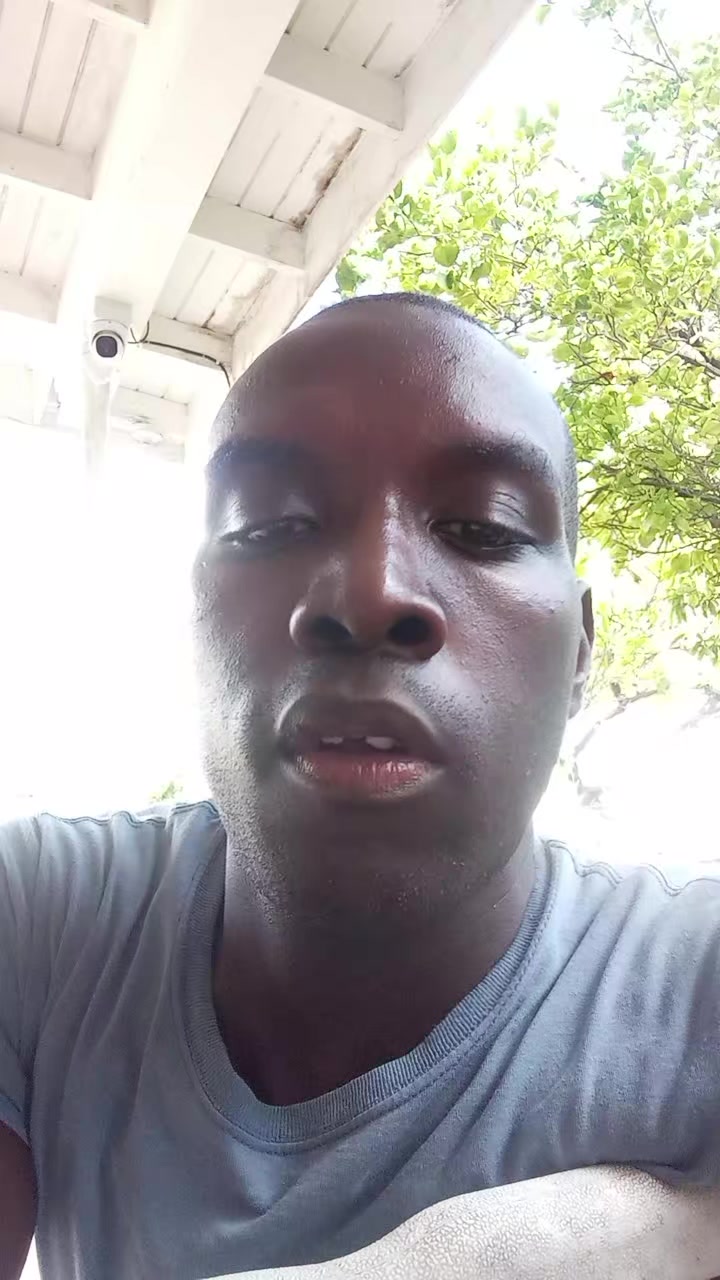 @Derval Maroon✊️