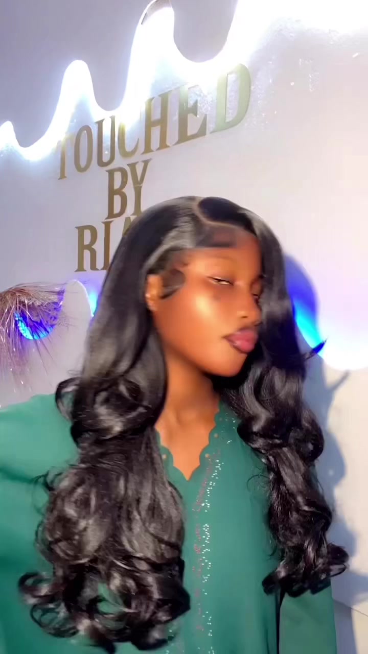 @awalowe0