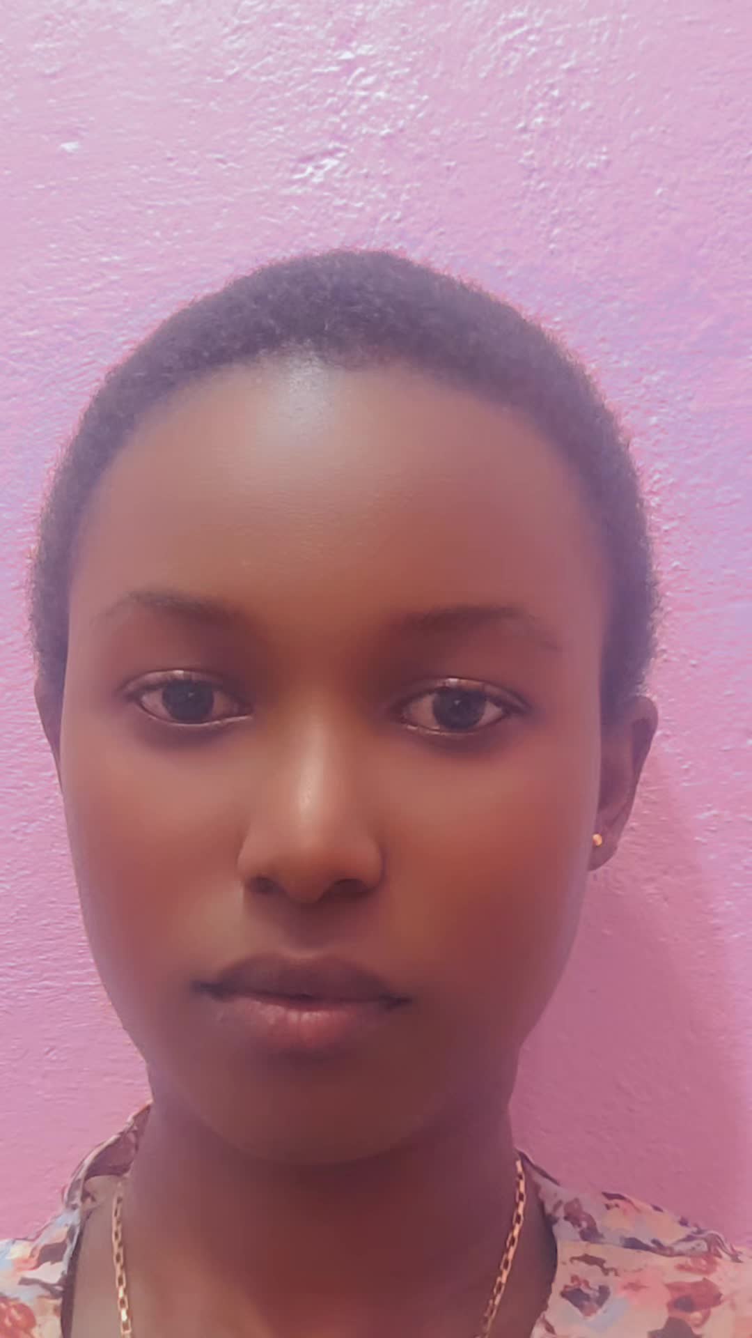 @Uwera chammah ✨️