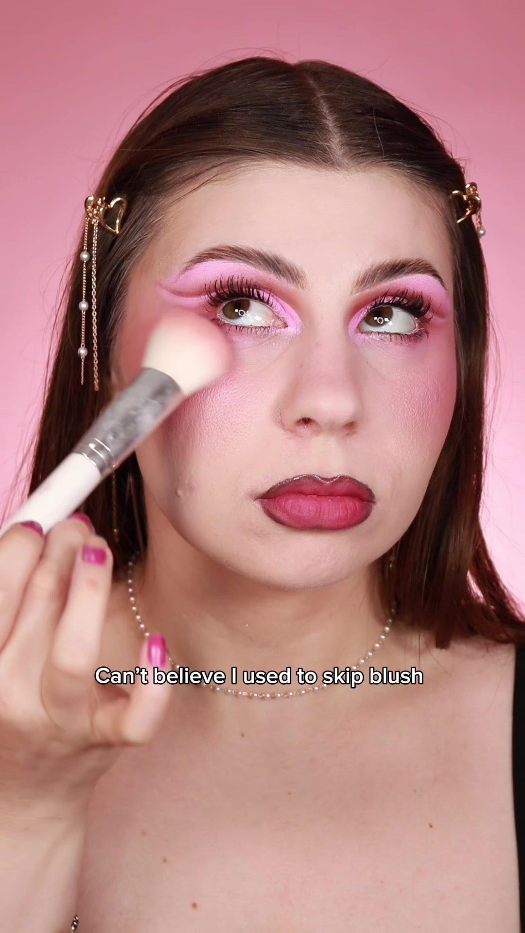 @Liana Tries Makeup