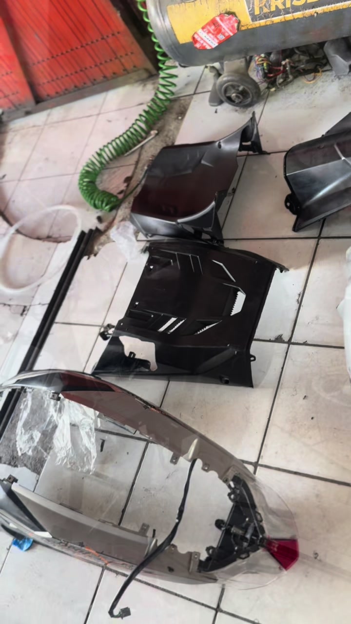 @&Ouml;s Z'Nineteen