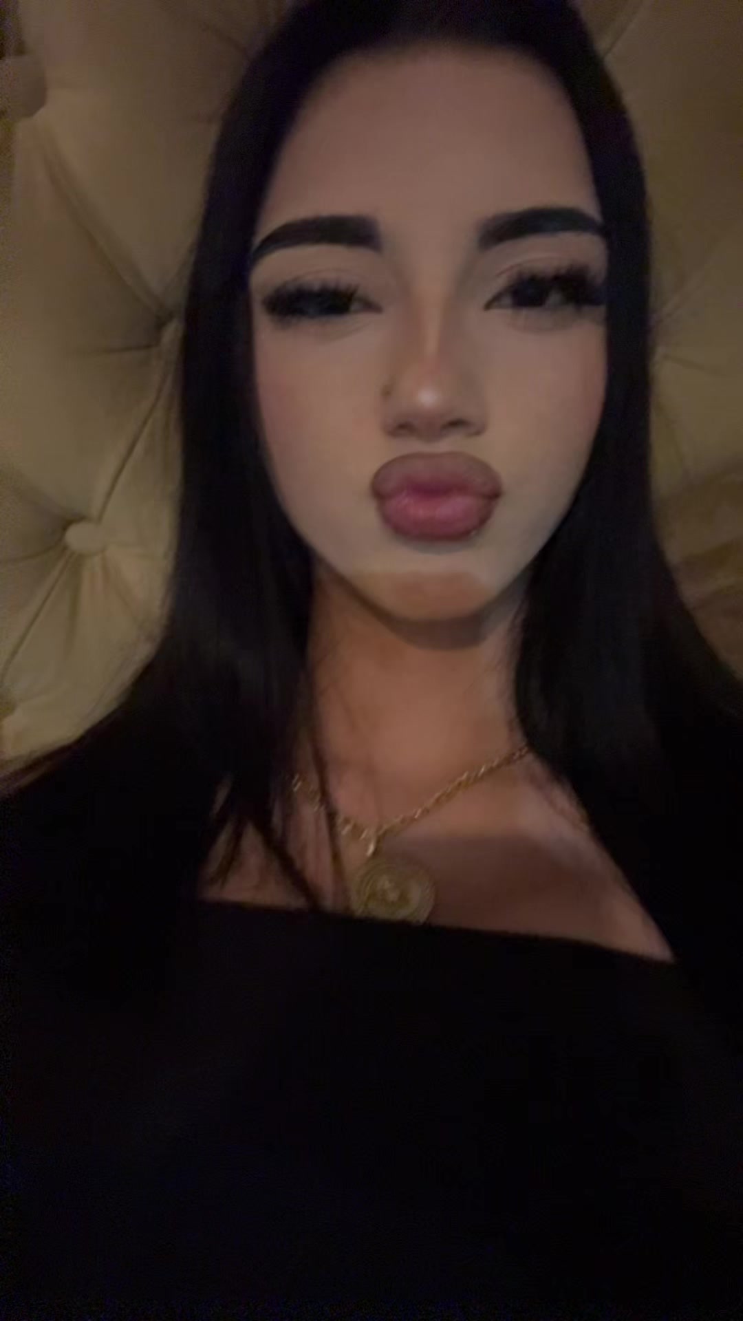 @D💞