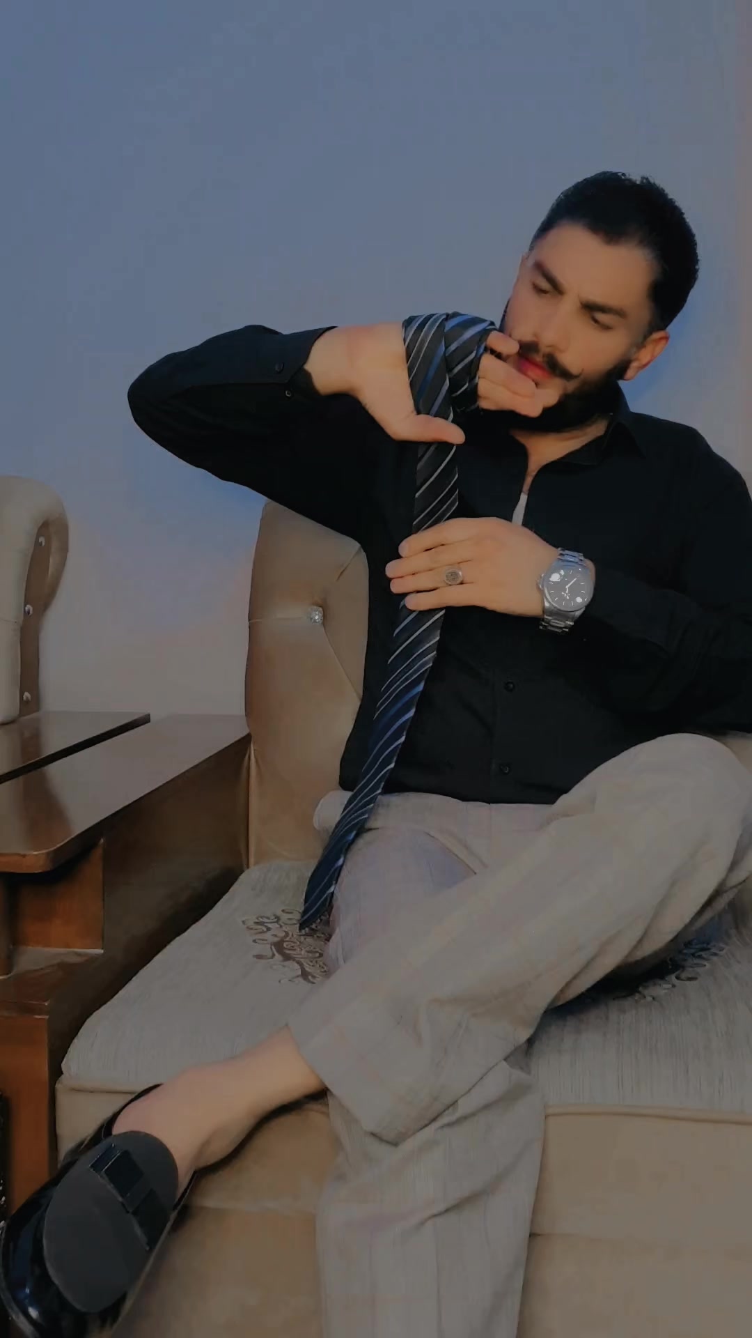 @(__سلمان مغل__ )