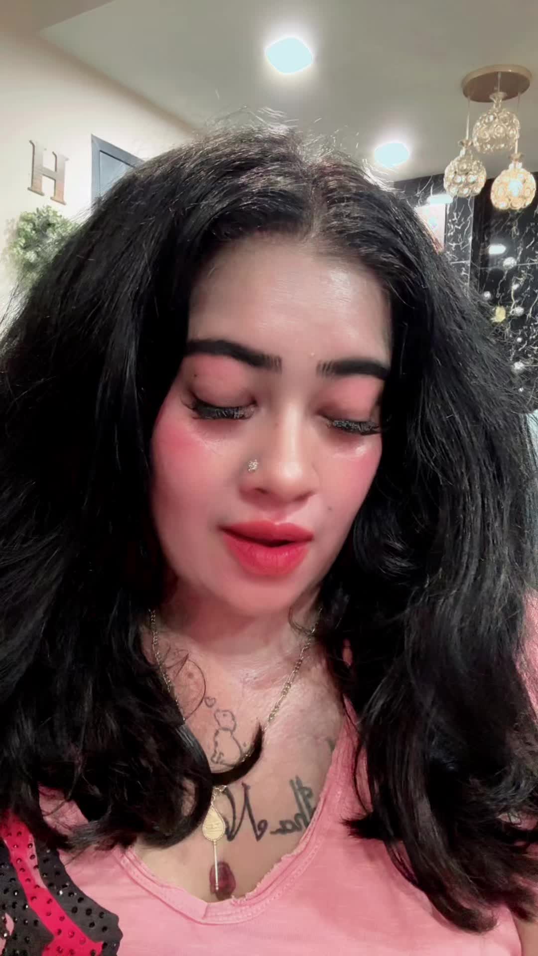 @RoseVeronica🇲🇾🇬🇧