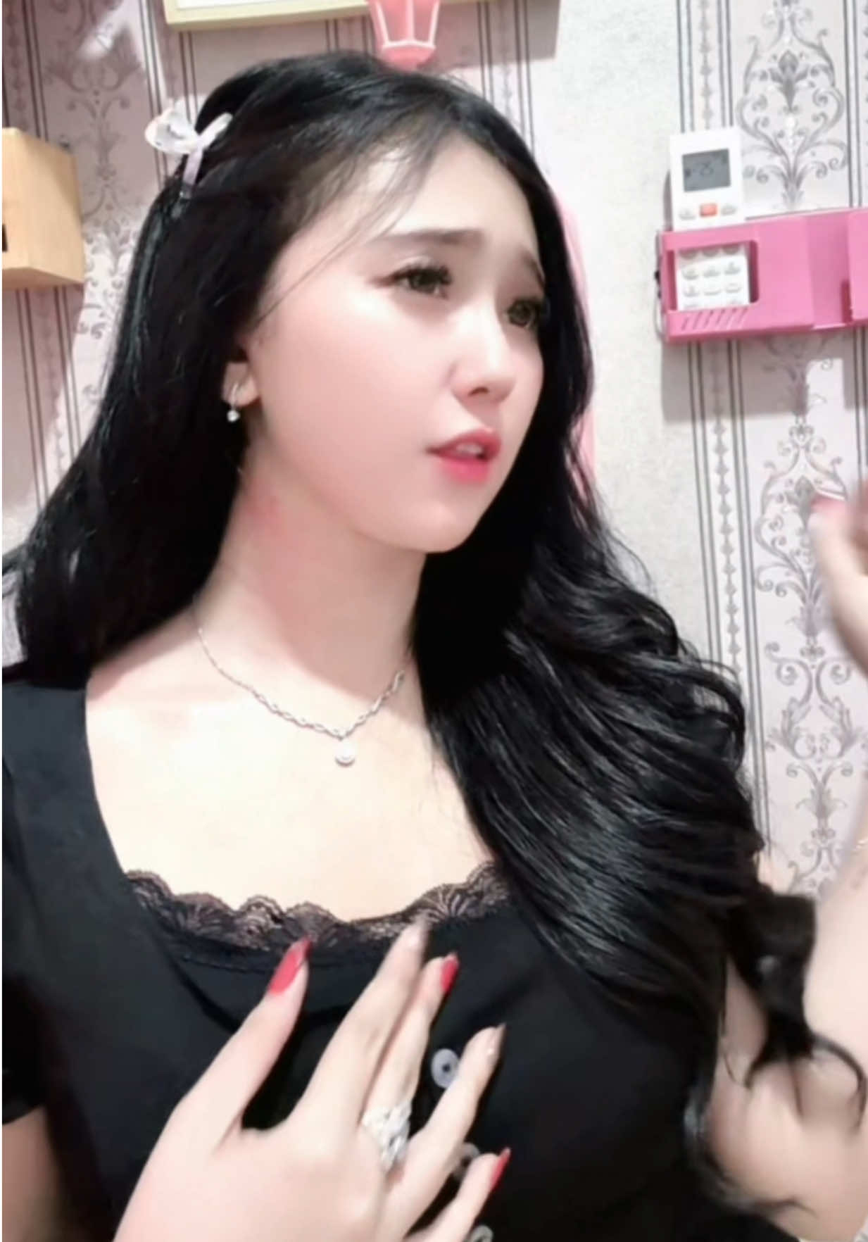 @KHARISMA CEHNA ❤️👸🏻