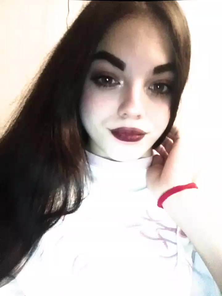@СладкийПэрсик🍑