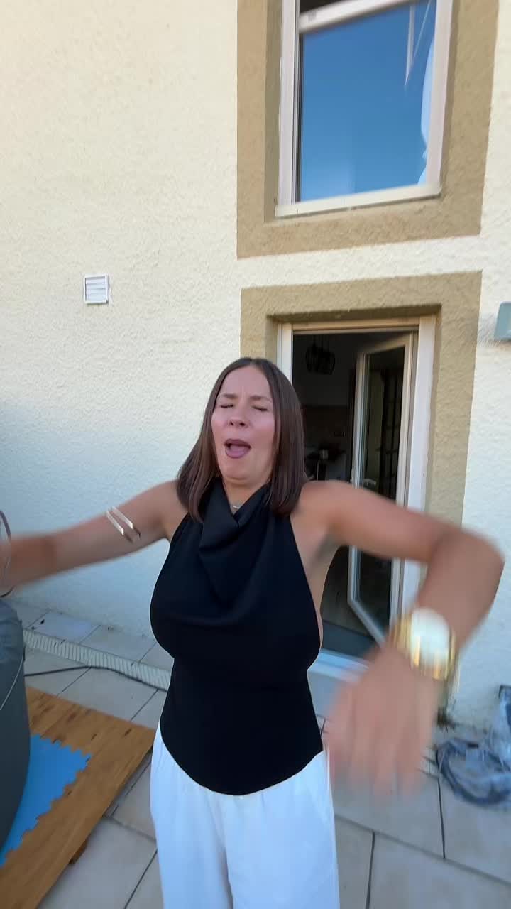 @off_jenn1