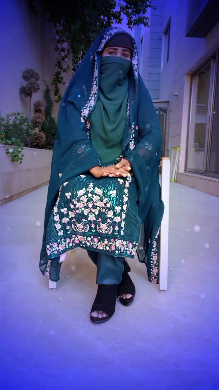 @keya moni