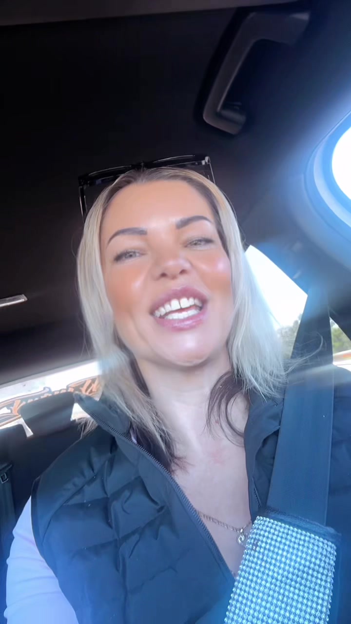 @rebeccajustme