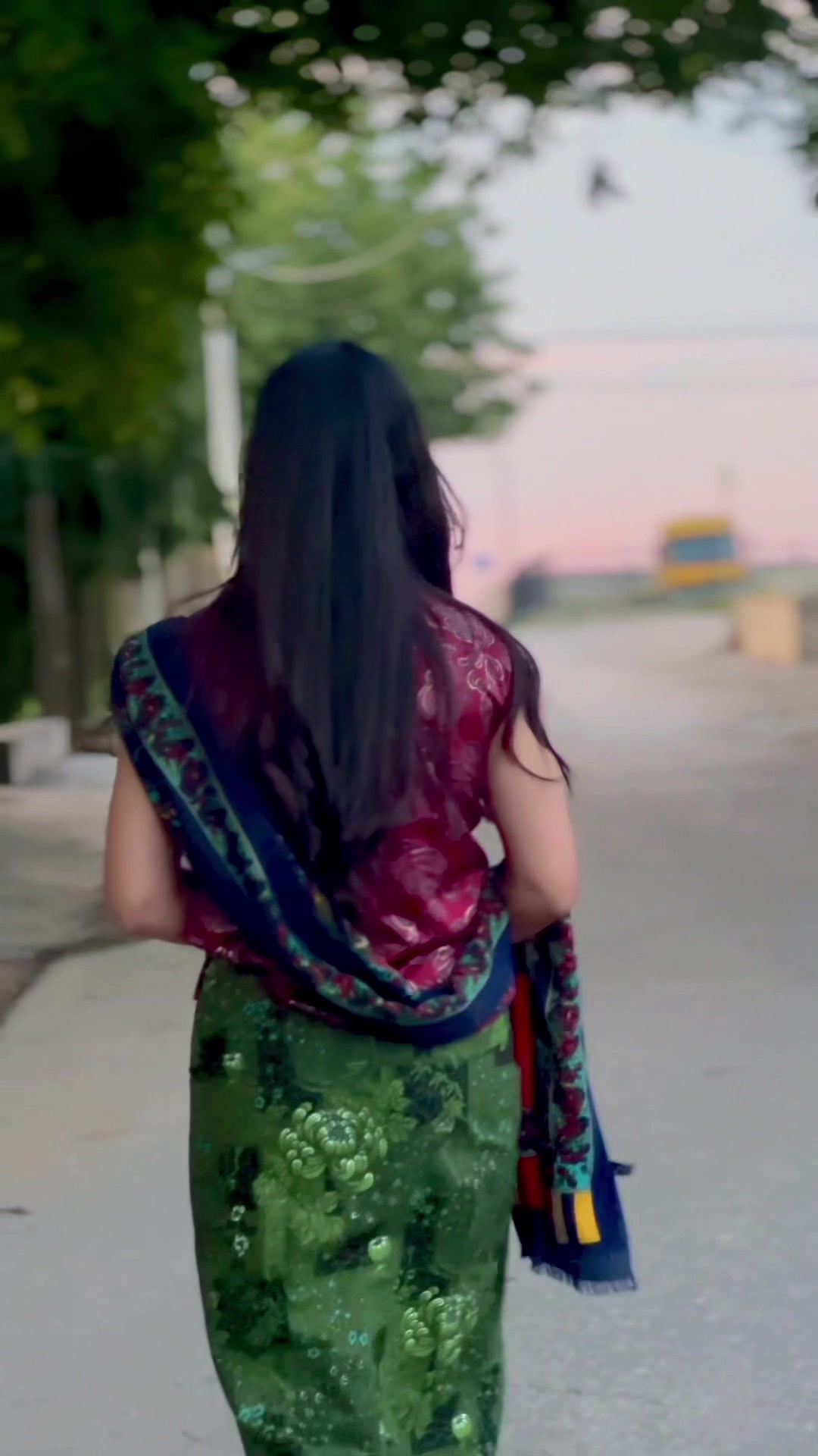 @Mina gurung 🦋🌻