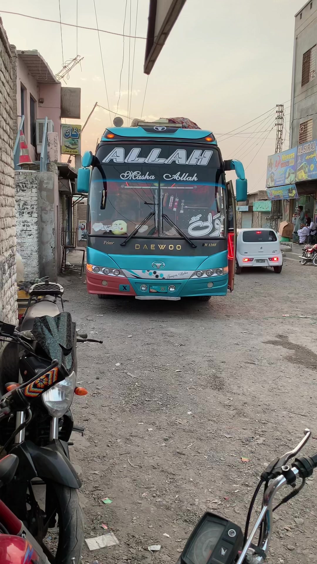 @New _Wali_bus