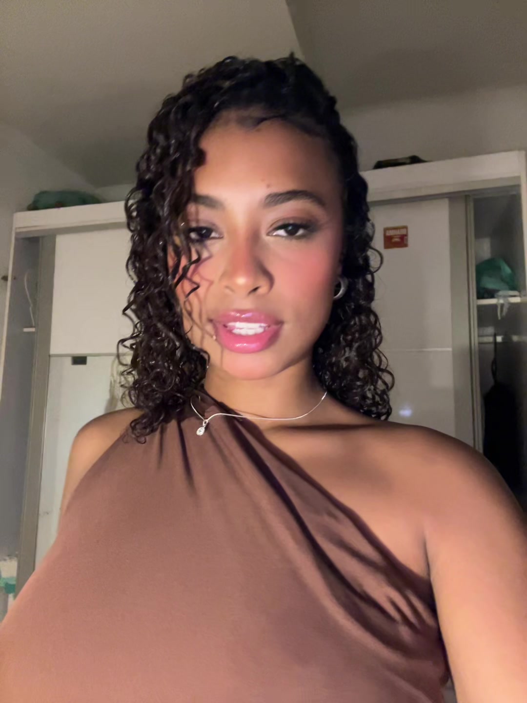 @jenifersantos