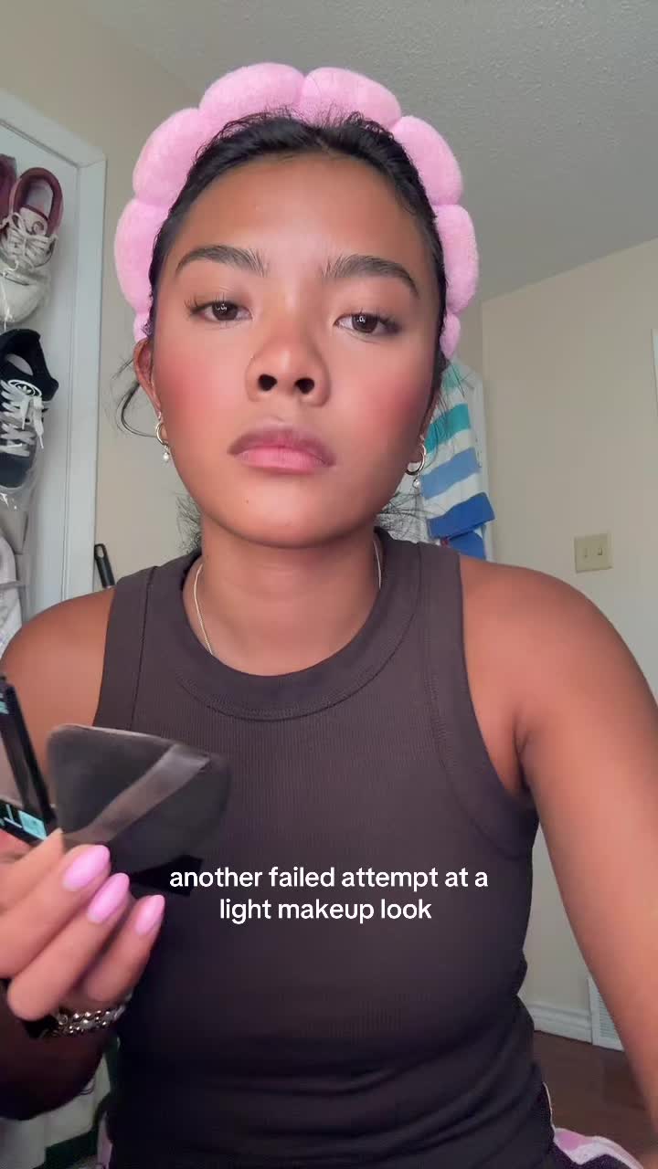 @randomhotbrowngirl