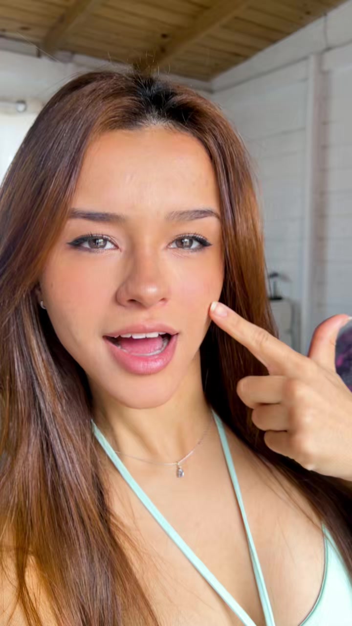 @Laura Santana
