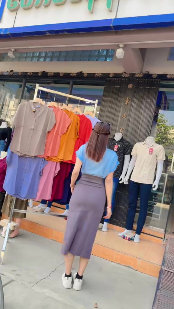@Taw Win Nan clothing-girl