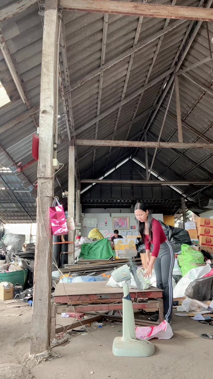 @nong ชื่อน้องค่ะ( 180k )