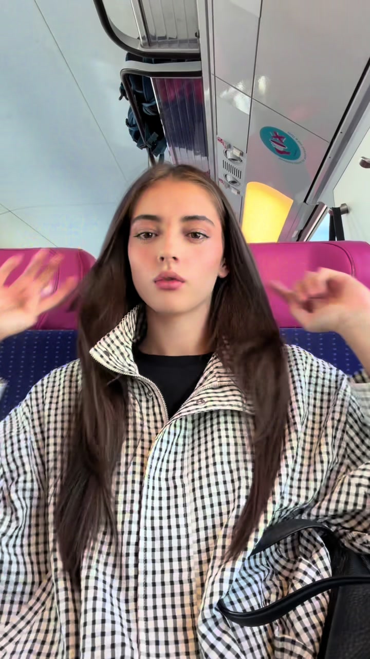 @Elena A