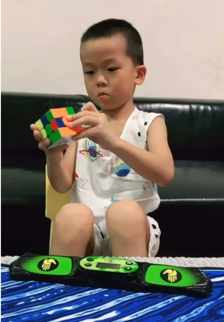 @Yiheng Wang 王艺衡 🇨🇳